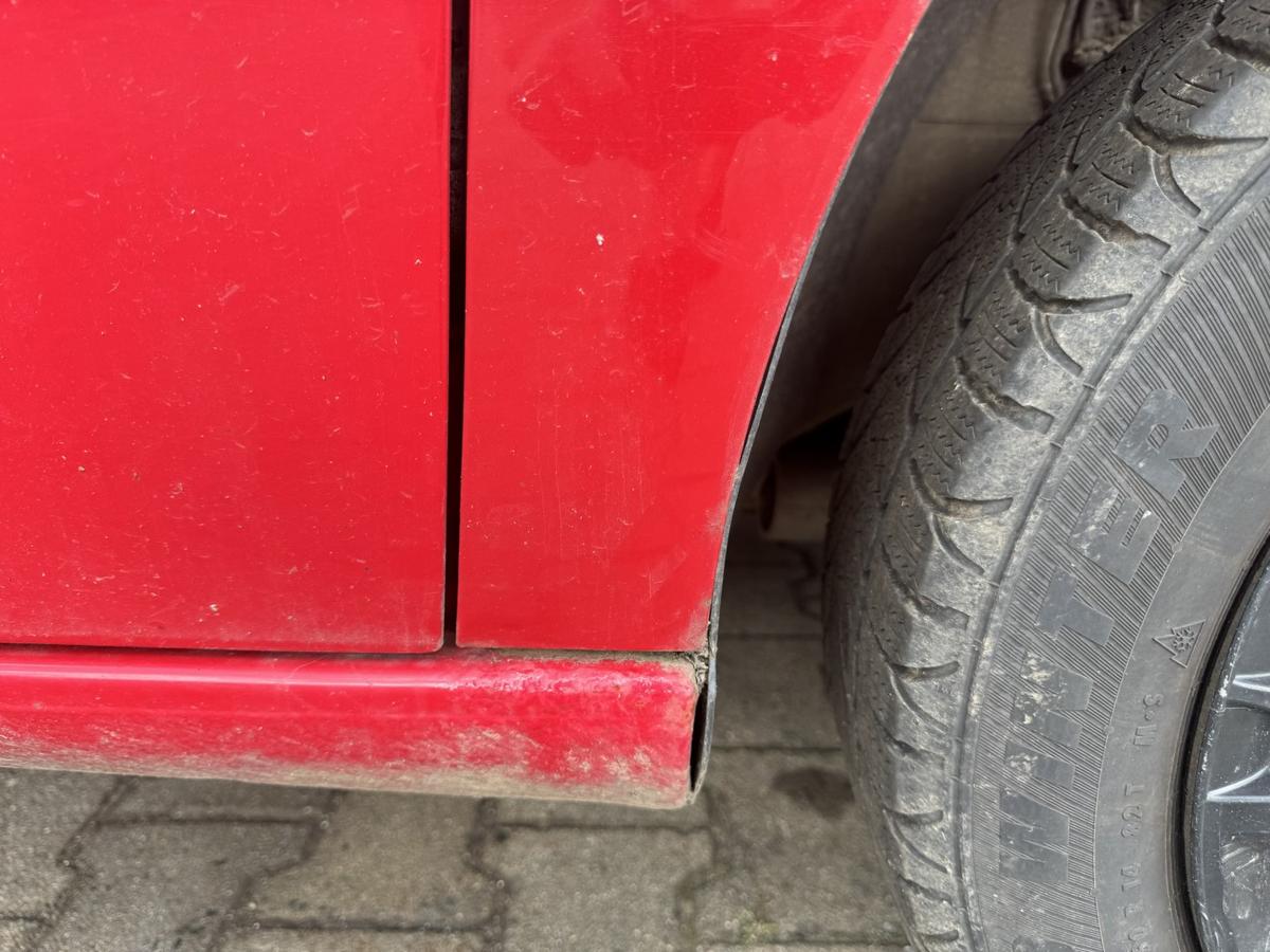 Seat Ibiza 6L original Kotfl&uuml;gel vorn rechts LS3H Emocion Rot Bj.2006